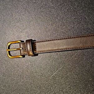 Youth / boys brown leather belt size 26-28